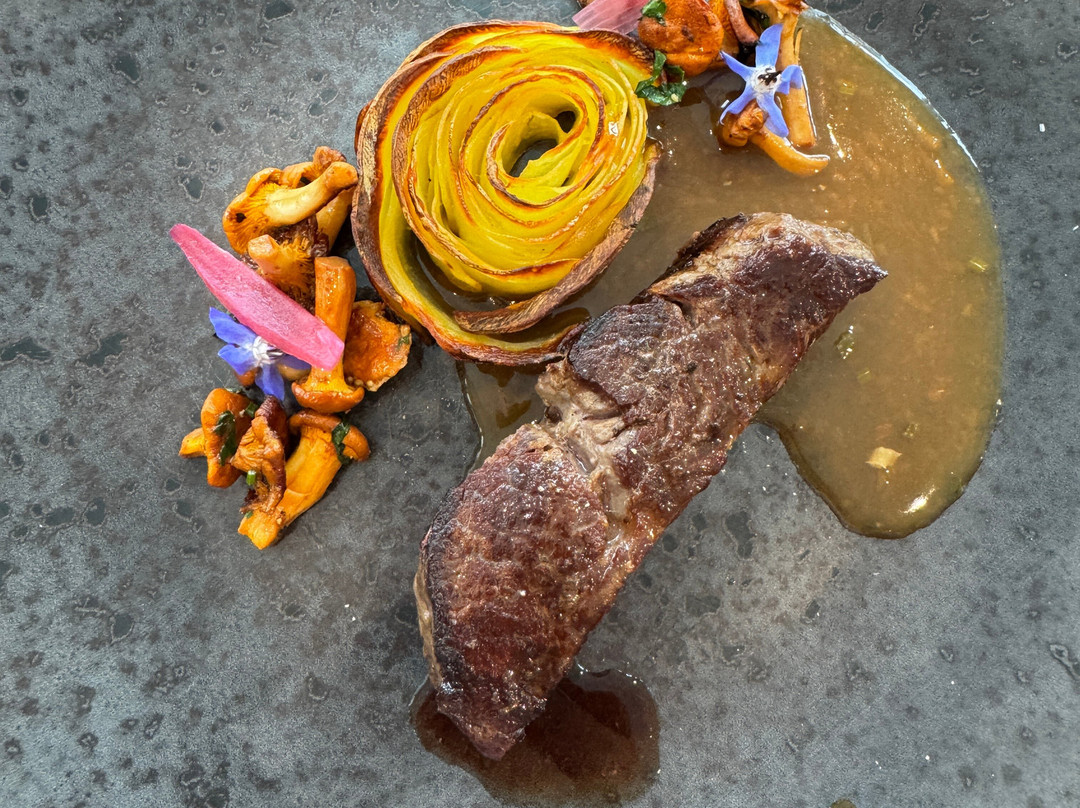 Aromates Restaurant
