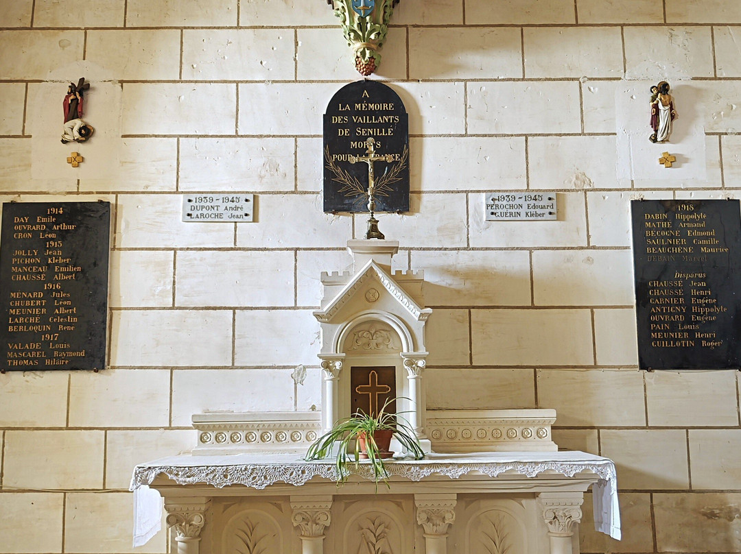 Église Saint-André-Senille-Saint-Sauveur必去景点