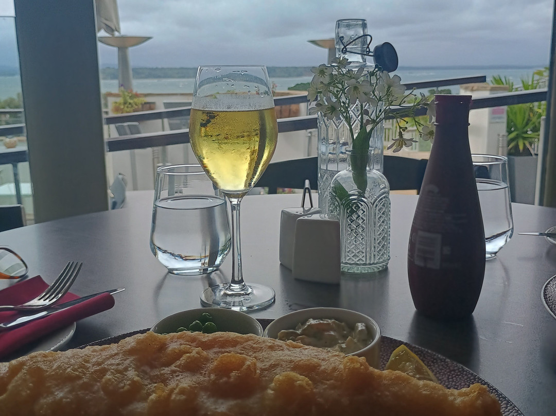 海峰酒店主图