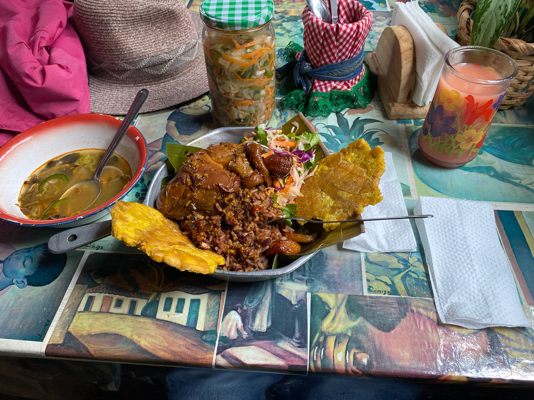 LA ESQUINITA DE LA ABUELA
