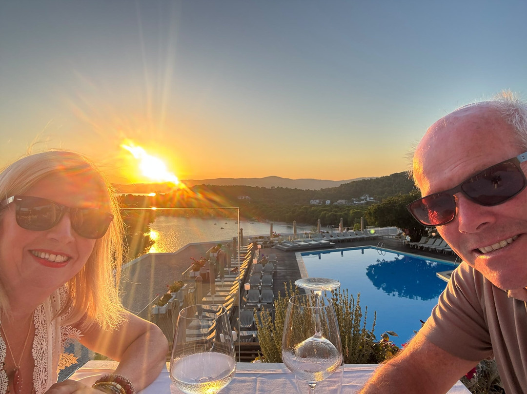The White View Restaurant