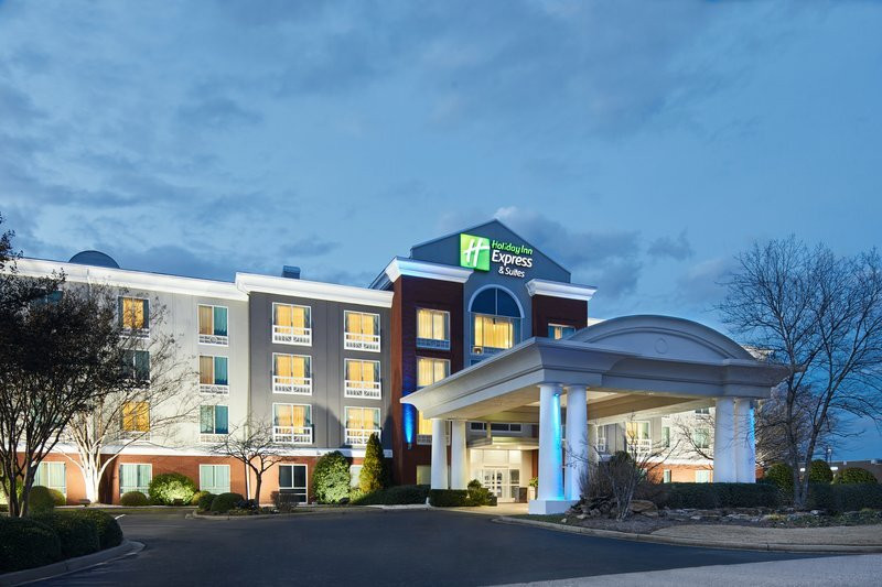 Arcadia酒店住宿-Holiday Inn Express & Suites I-26 & US 29 at Westgate Mall by IHG