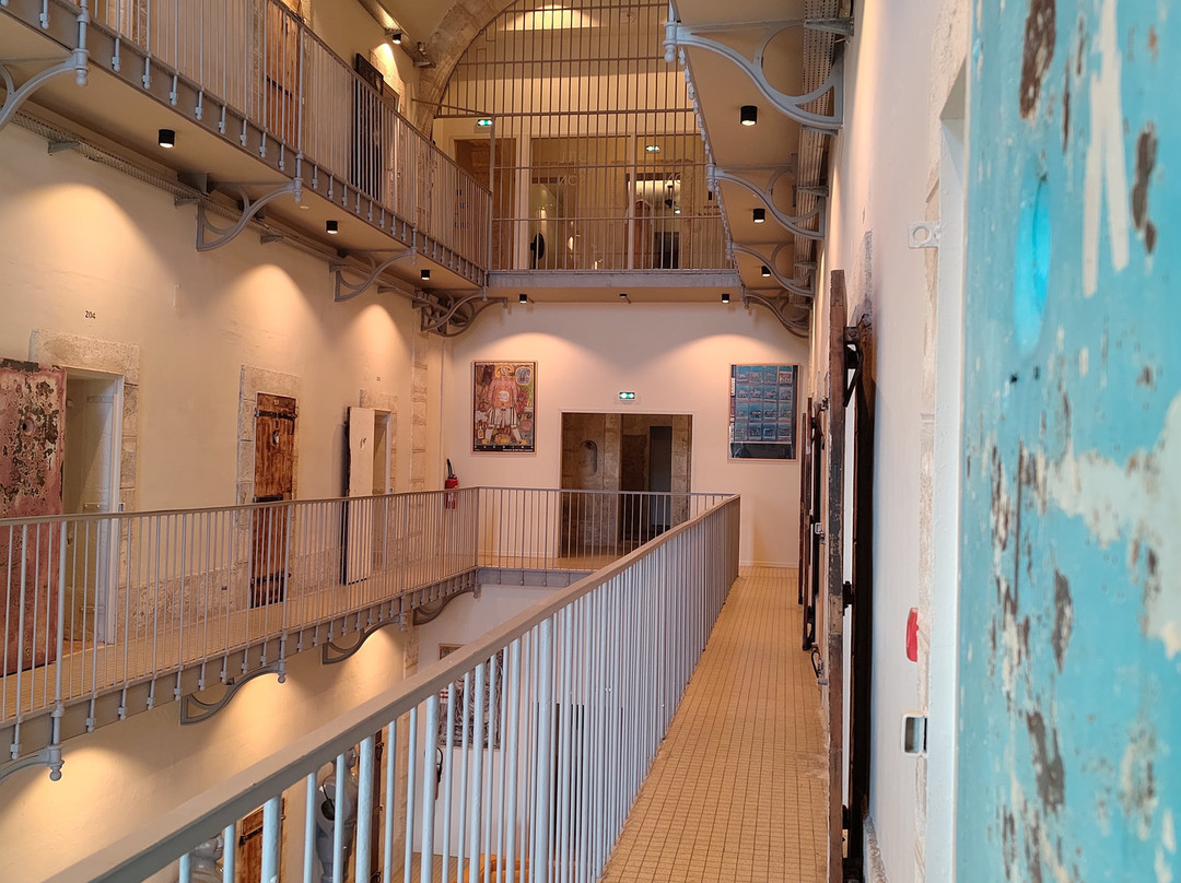 Prison 酒店主图