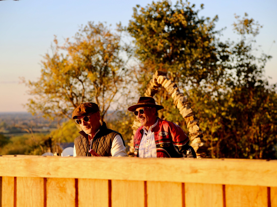 Maud Heath Vineyard-Calne必去景点