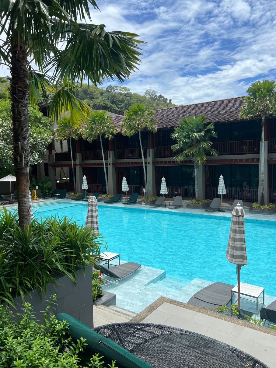 普吉岛巴东阿维斯塔美憬阁酒店-旅行者