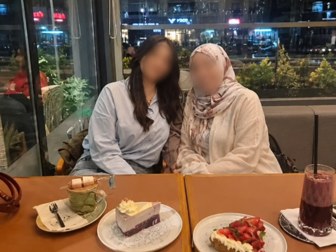 Lahza Food & Dri̇nk