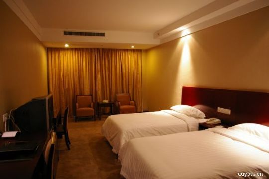 惠州景园商务酒店（麦地世贸店）-客卧