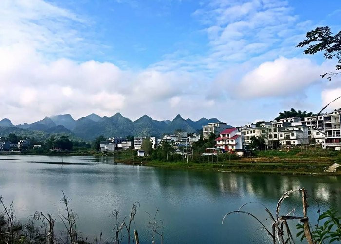 赐福湖临湖公寓