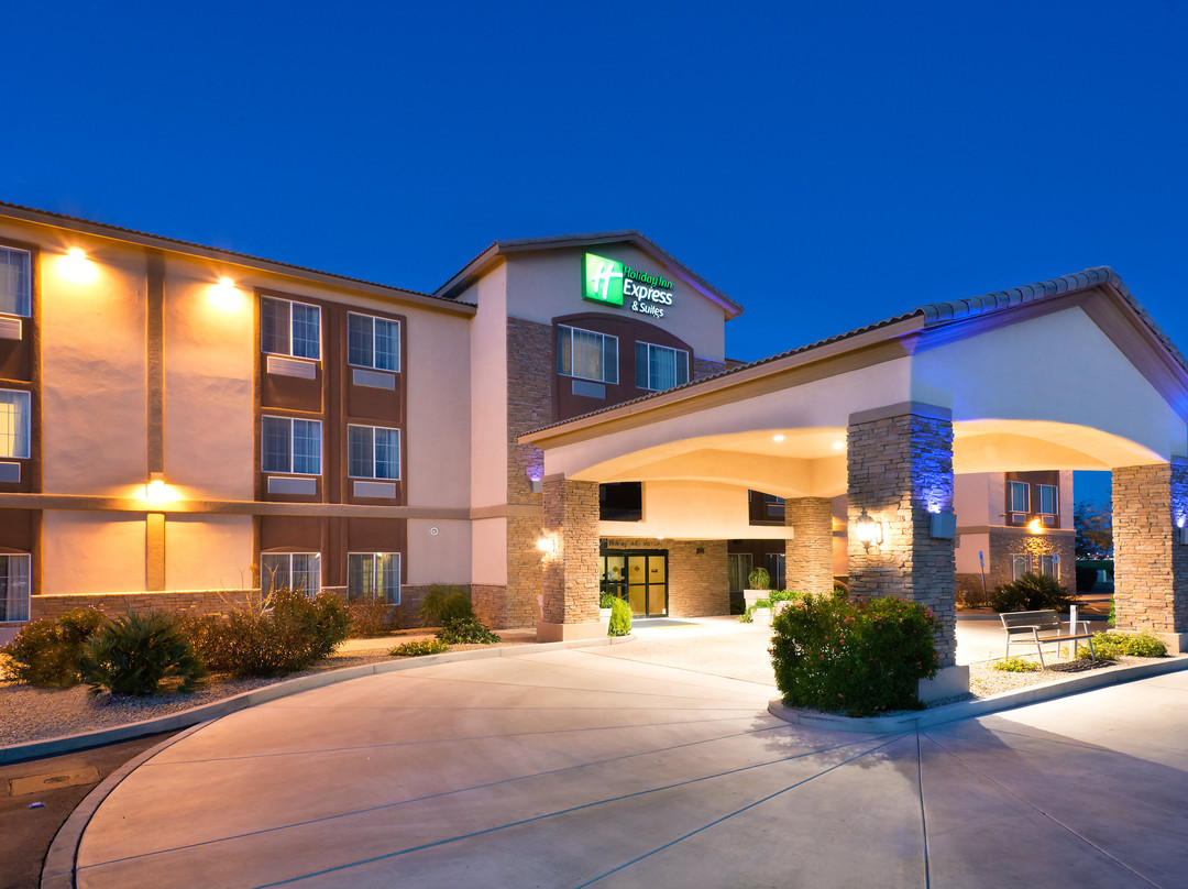 Holiday Inn Express & Suites Casa Grande By IHG主图