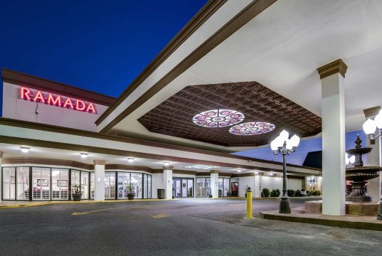梅塔里新奥尔良机场华美达酒店-官方
