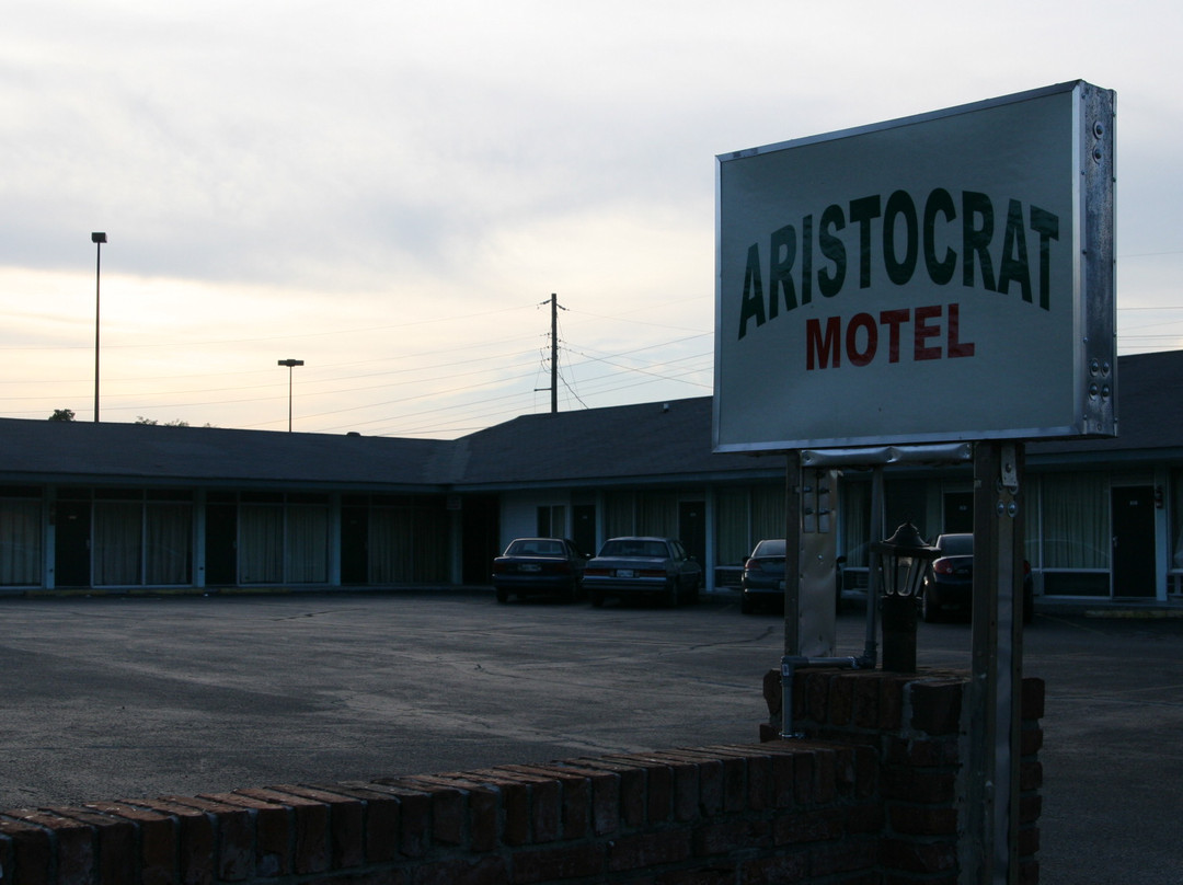 Aristocrat Motor Inn