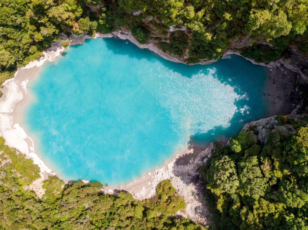 Lake Tarawera旅游攻略图片