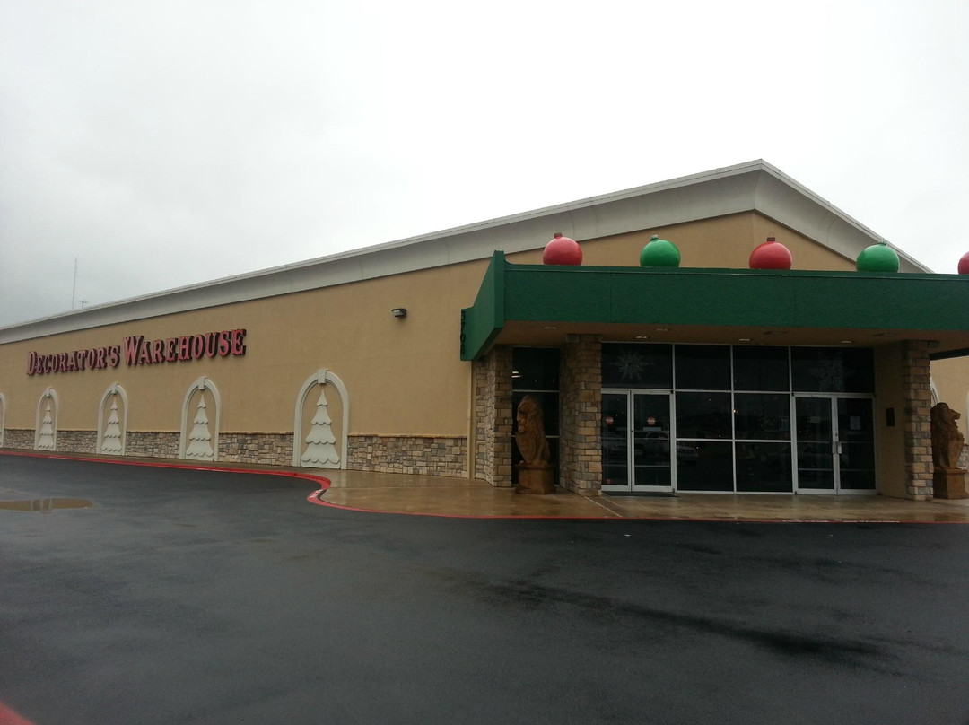 Pantego旅游景点-Decorator's Warehouse