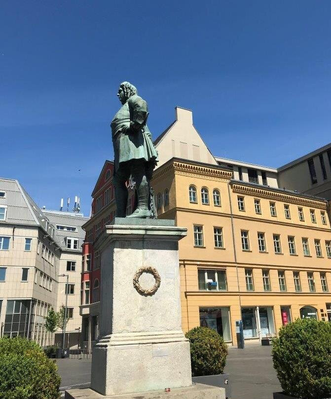 The Handel Monument-哈雷必去景点