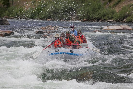 White Otter Outdoor Adventures景点图片