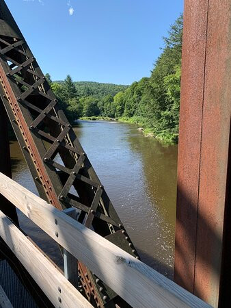 Lamoille Valley Rail Trail景点图片