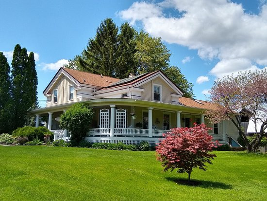 A Stone's Throw Bed And Breakfast主图