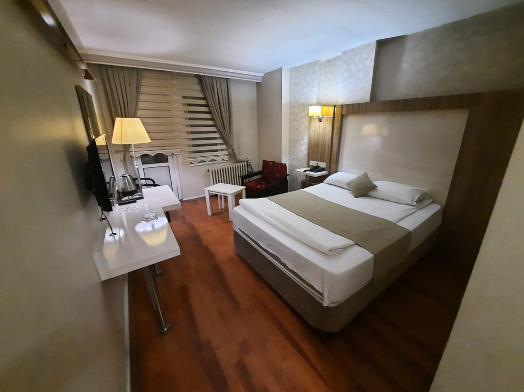 Pithana Hotel