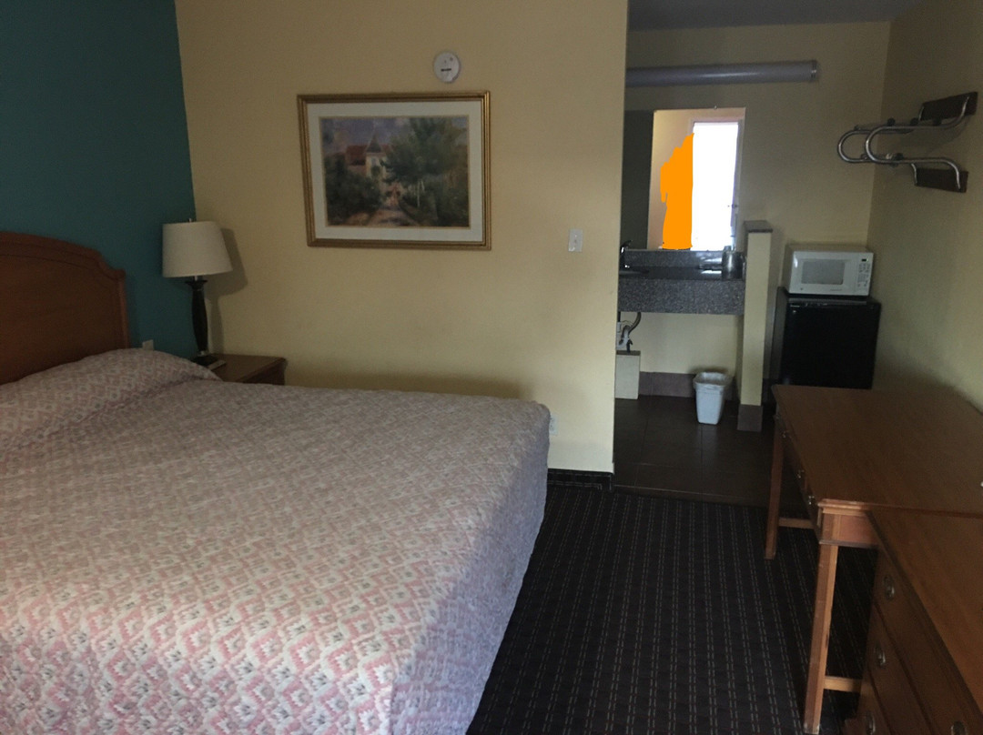 Economy Inn Express