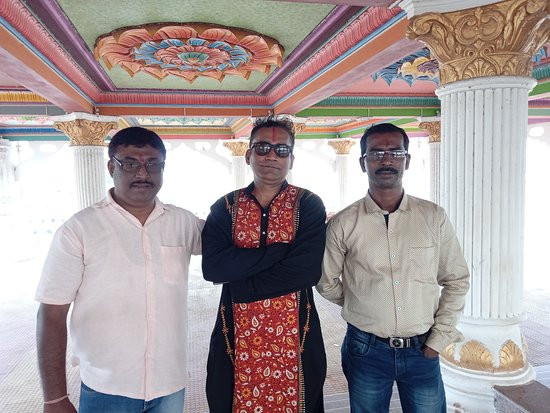 Gunabati Yatri Niwas主图