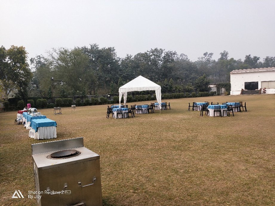 Golden Leaf Resort主图