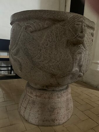 Veng Klosterkirke景点图片