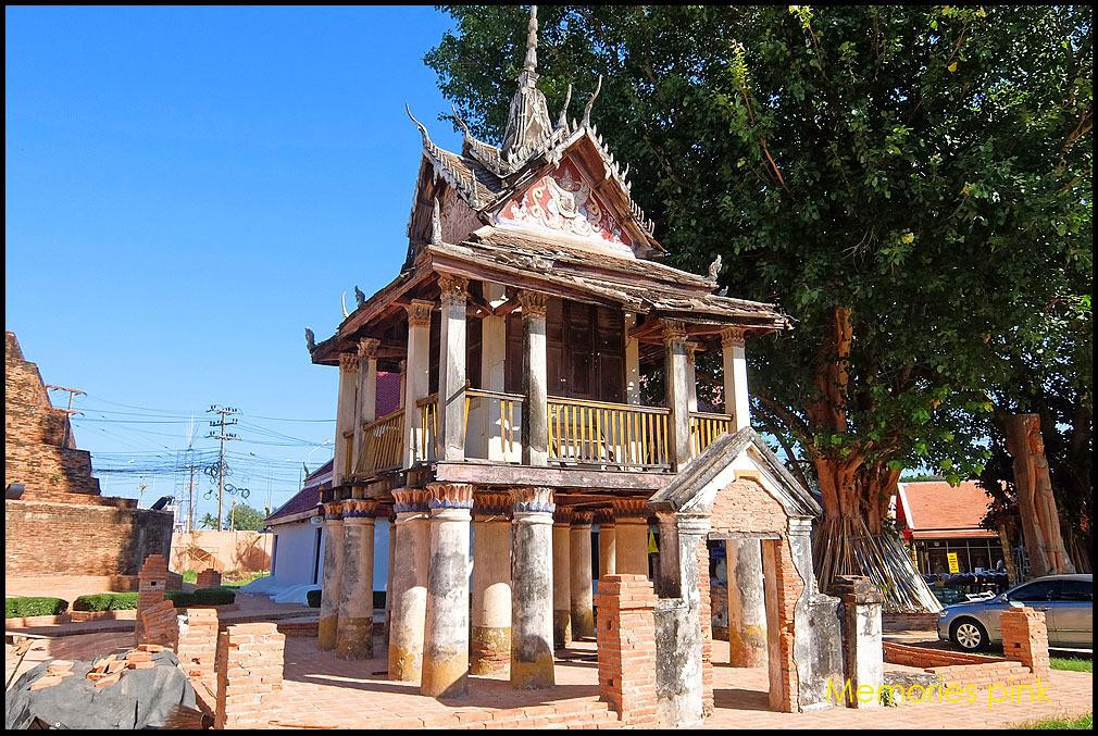 Wat Ratcha Burada Temple景点图片