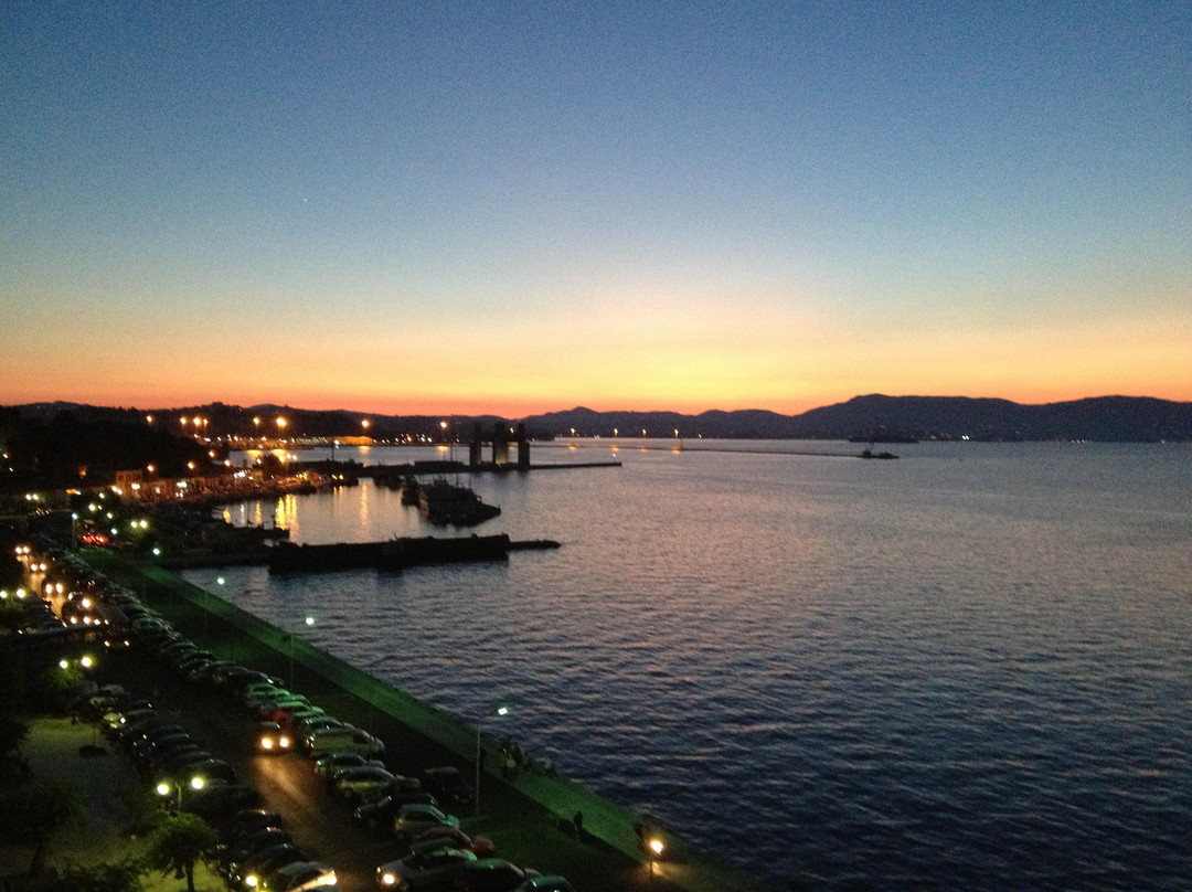 Nisida Vido餐馆和美食-Sky bar