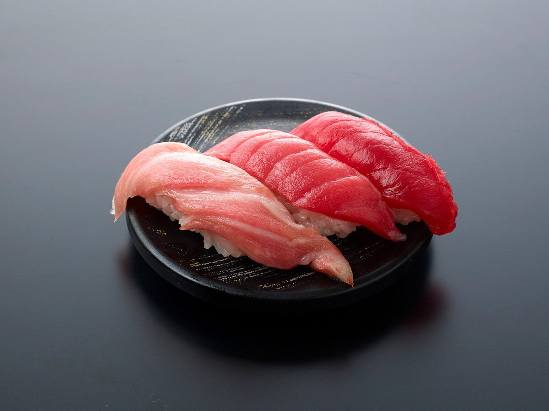 まぐろ人 新仲見世店