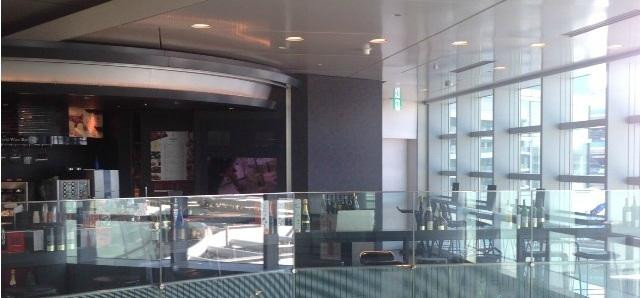 ワールドワインバー バイ ピーロート