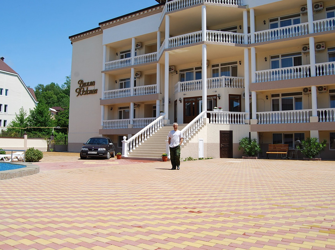 Villa Yuzhnaya Guesthouse
