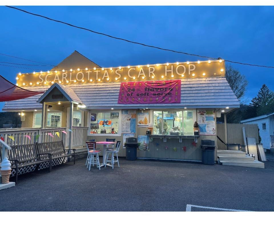 Granville餐馆和美食-Scarlotta's Car-Hop
