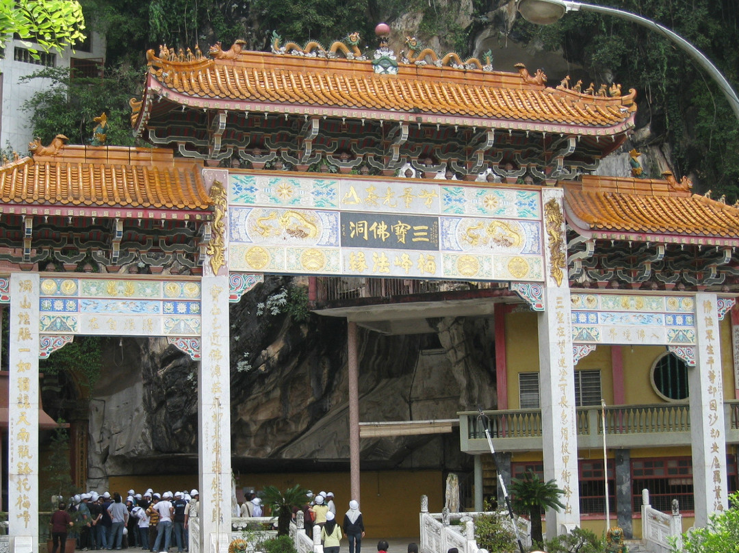 Sam Poh Tong Cave Temple景点图片