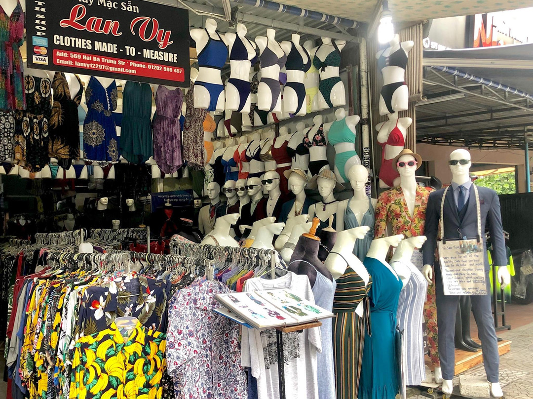 Cloth Shop Lan Vy-会安必去景点