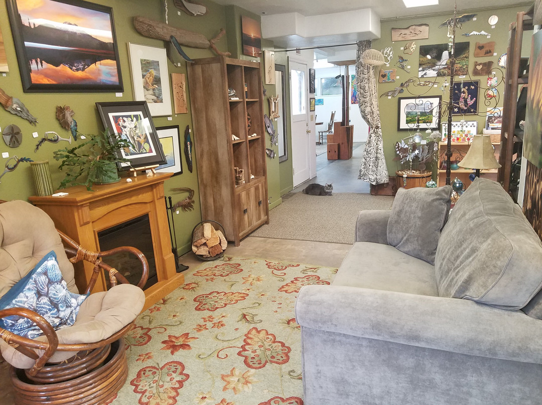 The Laughing Crab Gallery & Tasting Room-弗洛伦斯必去景点