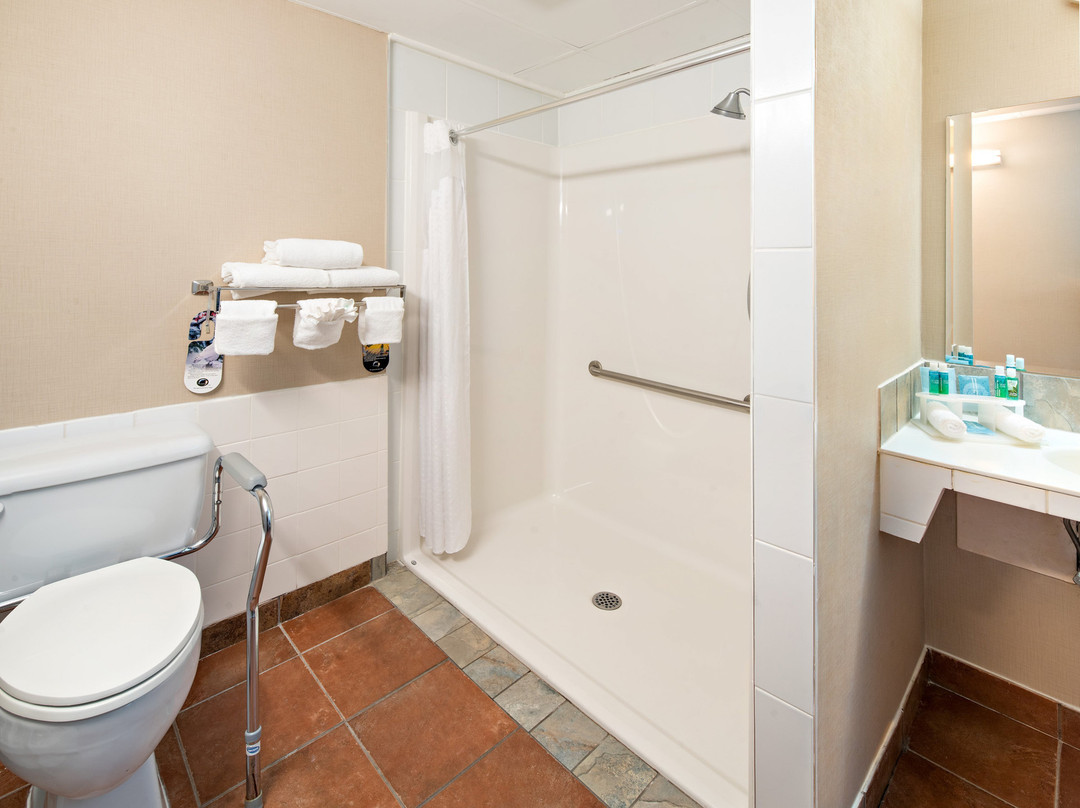 Holiday Inn Express Red Deer By IHG主图