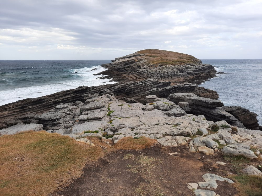 Cabo Cebollero O Ballena De Sonabia景点图片