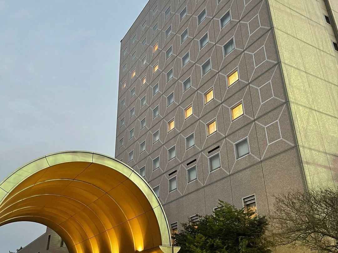 春日居酒店主图