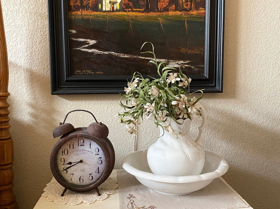 The Red Farmhouse Bed and Breakfast主图