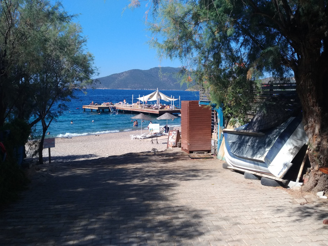 Yaliciftlik Beach景点图片
