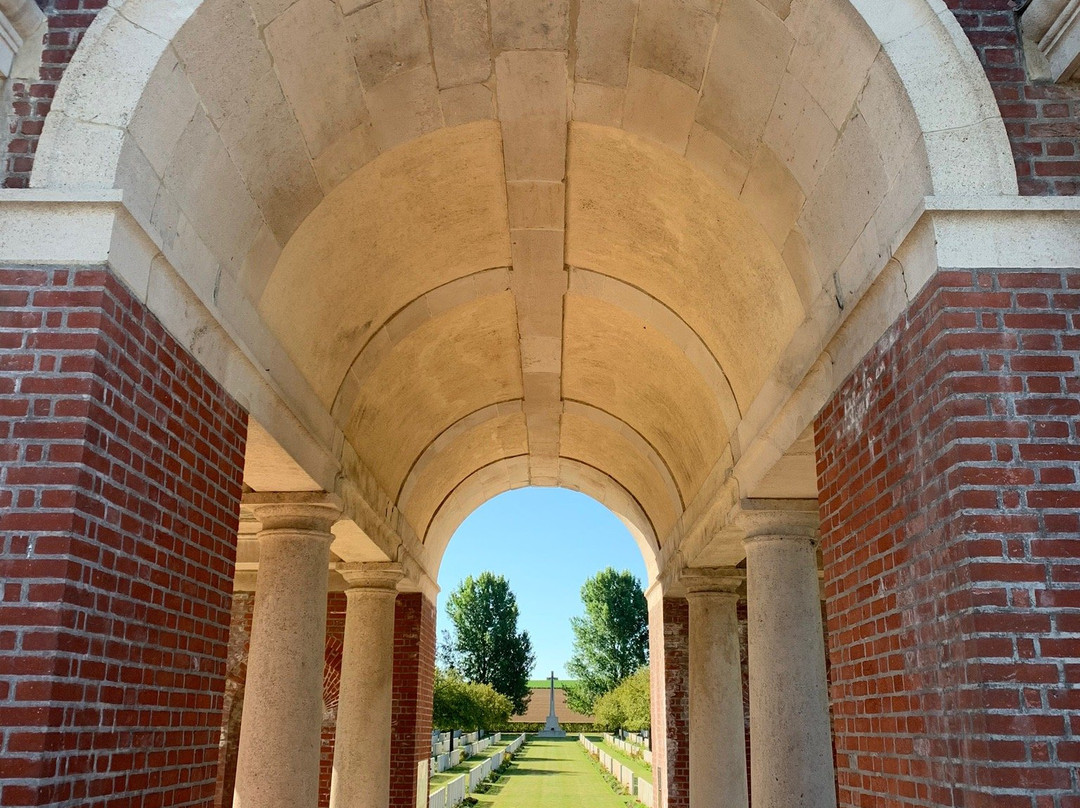 Warlencourt British Cemetery景点图片