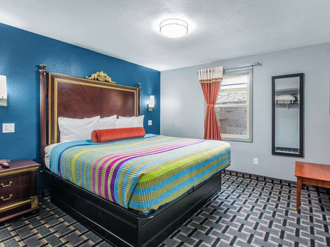 塞勒姆骑士套房酒店主图