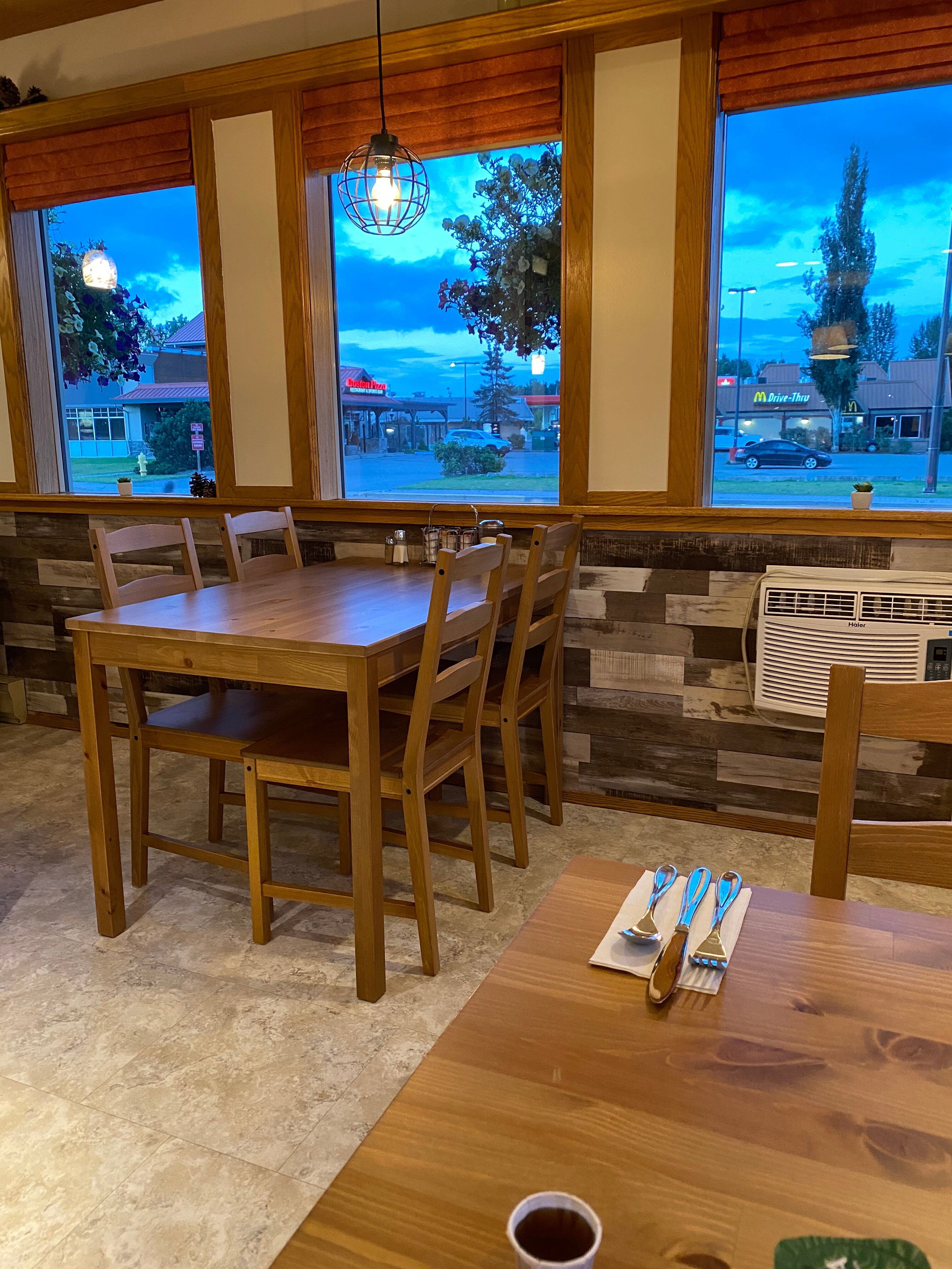 Stork Nest Inn-餐饮