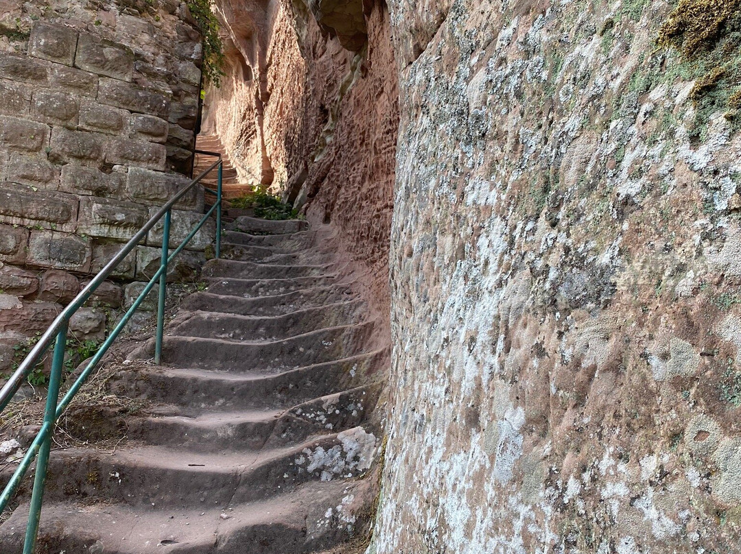 Burgruine Drachenfels-Busenberg必去景点