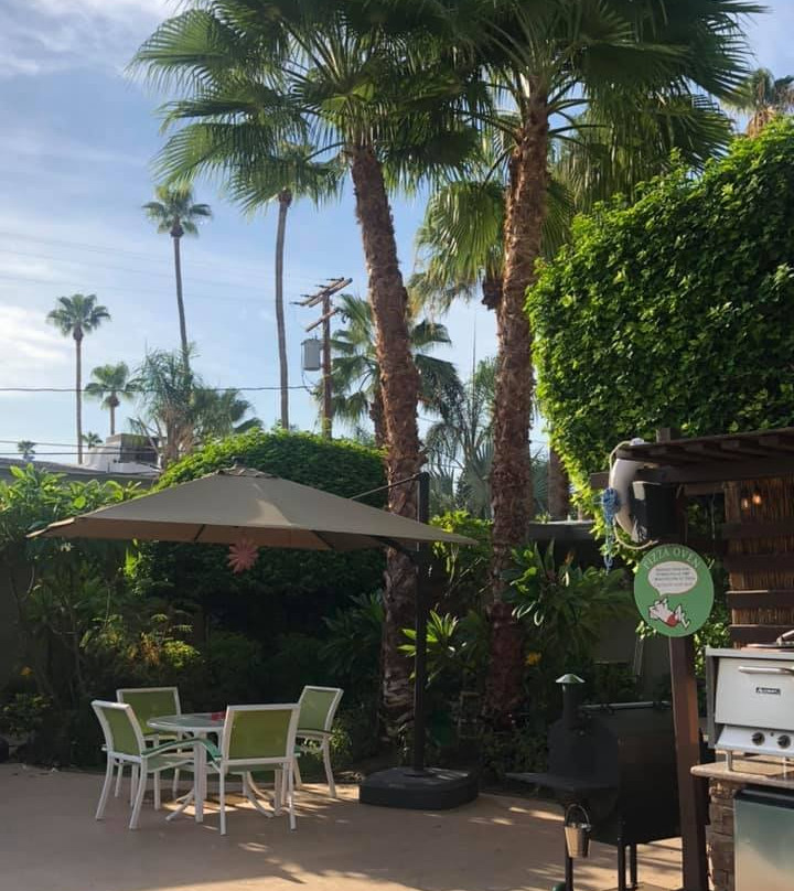 沙漠里维埃拉酒店主图