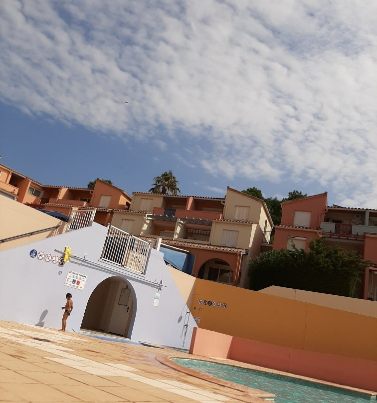 Lagrange Grand Bleu Vacances – Résidence Le Village des Aloès主图