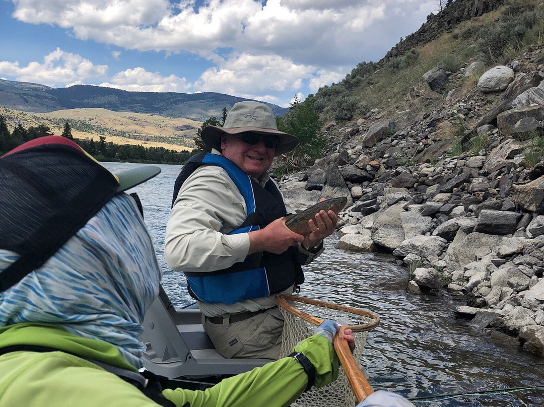 Parks' Fly Shop-加德纳必去景点