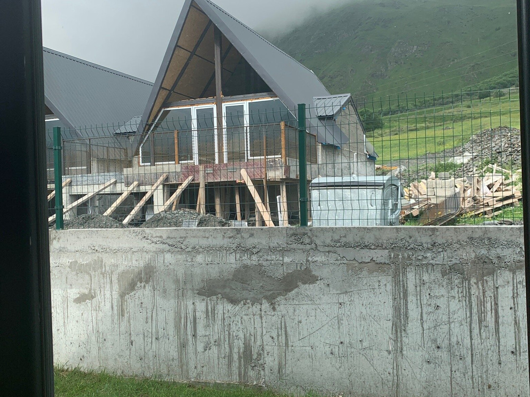 Kazbegi View主图
