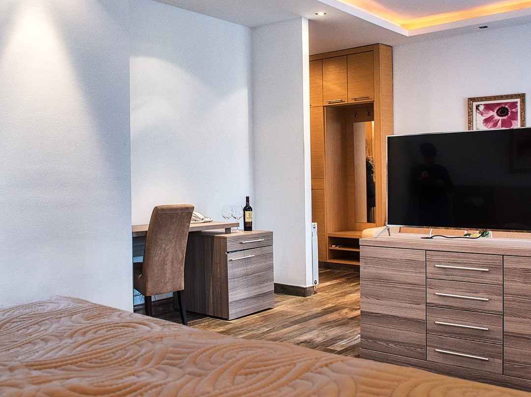 里巴斯克欧斯特夫旅游度假酒店主图