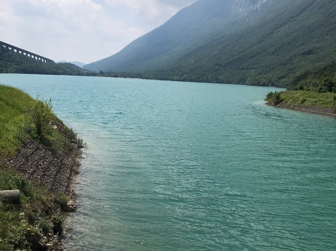 Laghi Blu景点图片